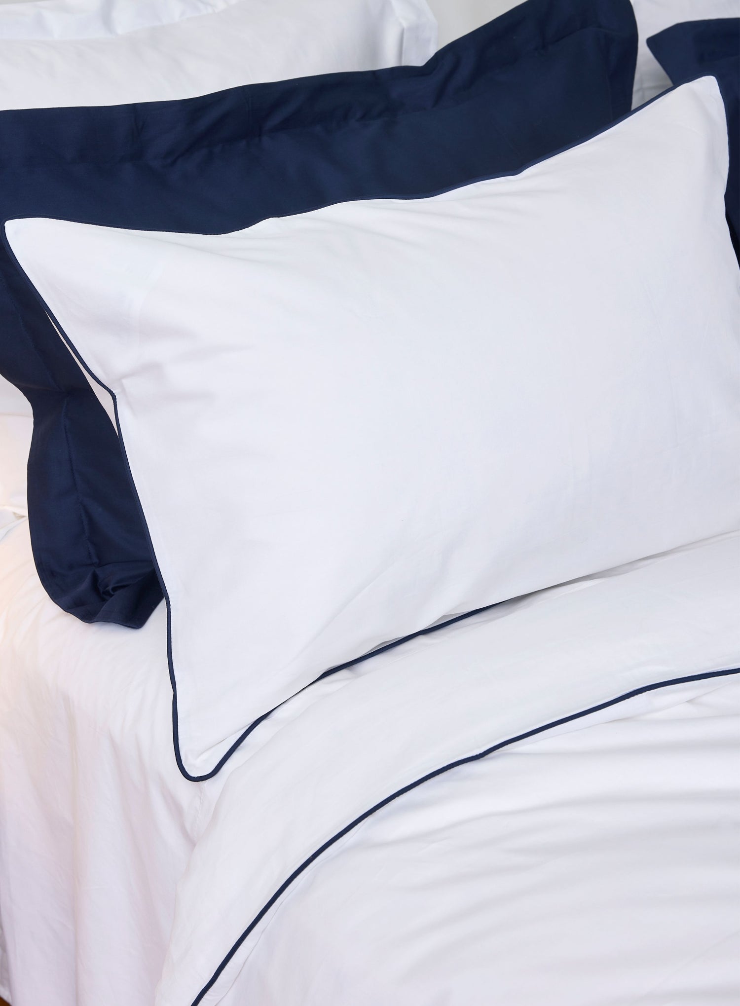 Pillowcase Pair - Piped Edge in Navy | 100% Organic Certified Cotton
