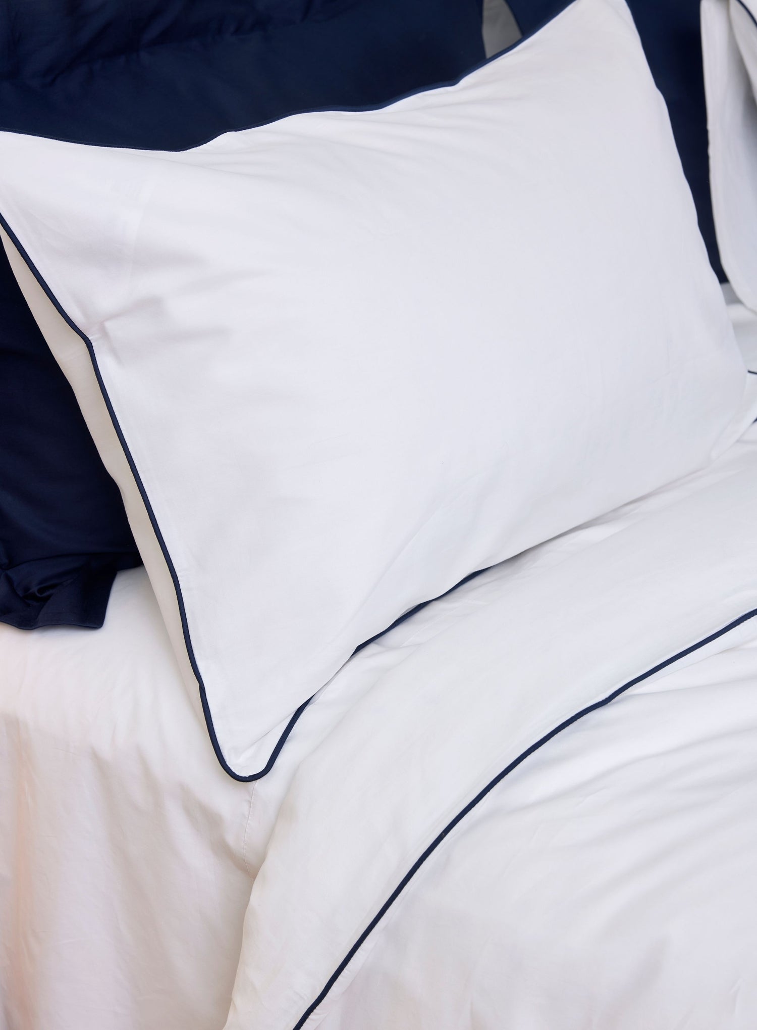 Navy Piped Edge - Duvet cover + Pillowcases | 100% Organic Certified Cotton