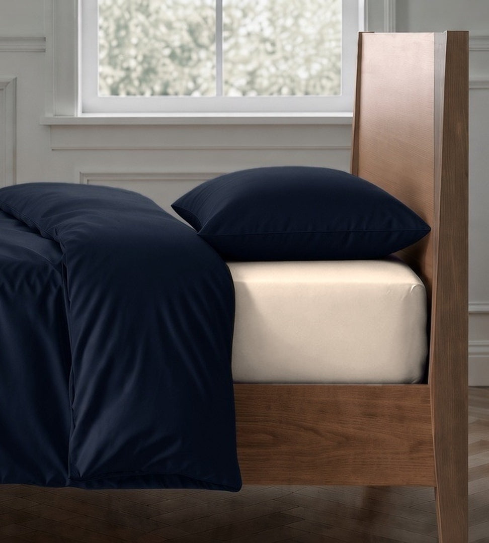 Navy 2026 & Clotted Cream Bed Set