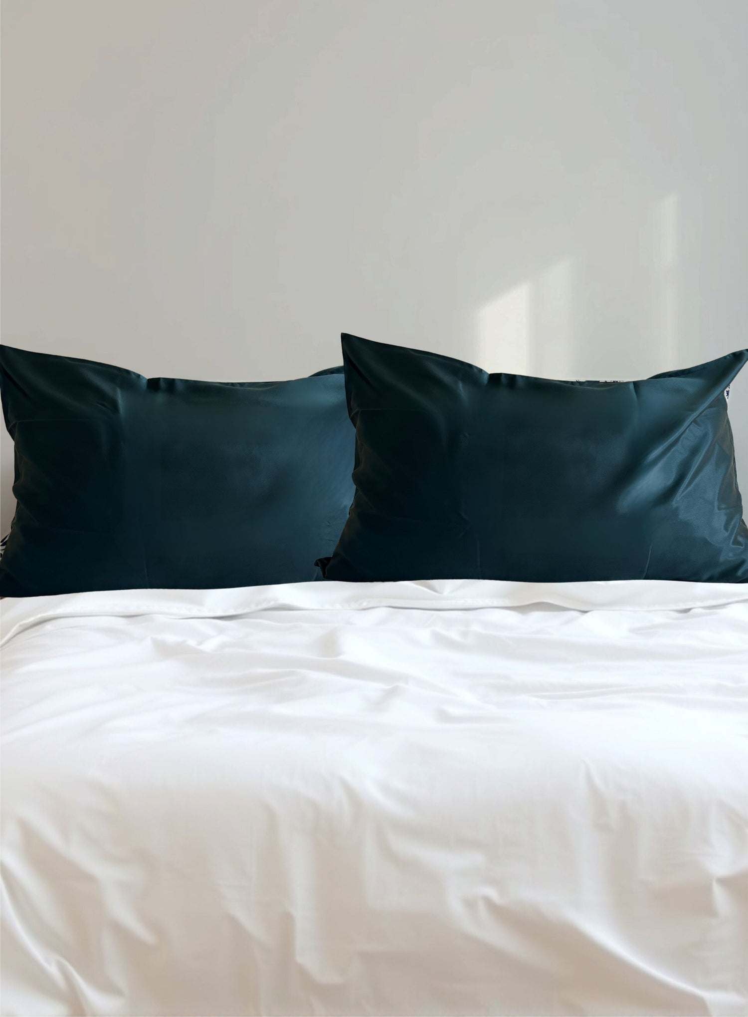 Single Mulberry Silk Pillowcase - Midnight Blue