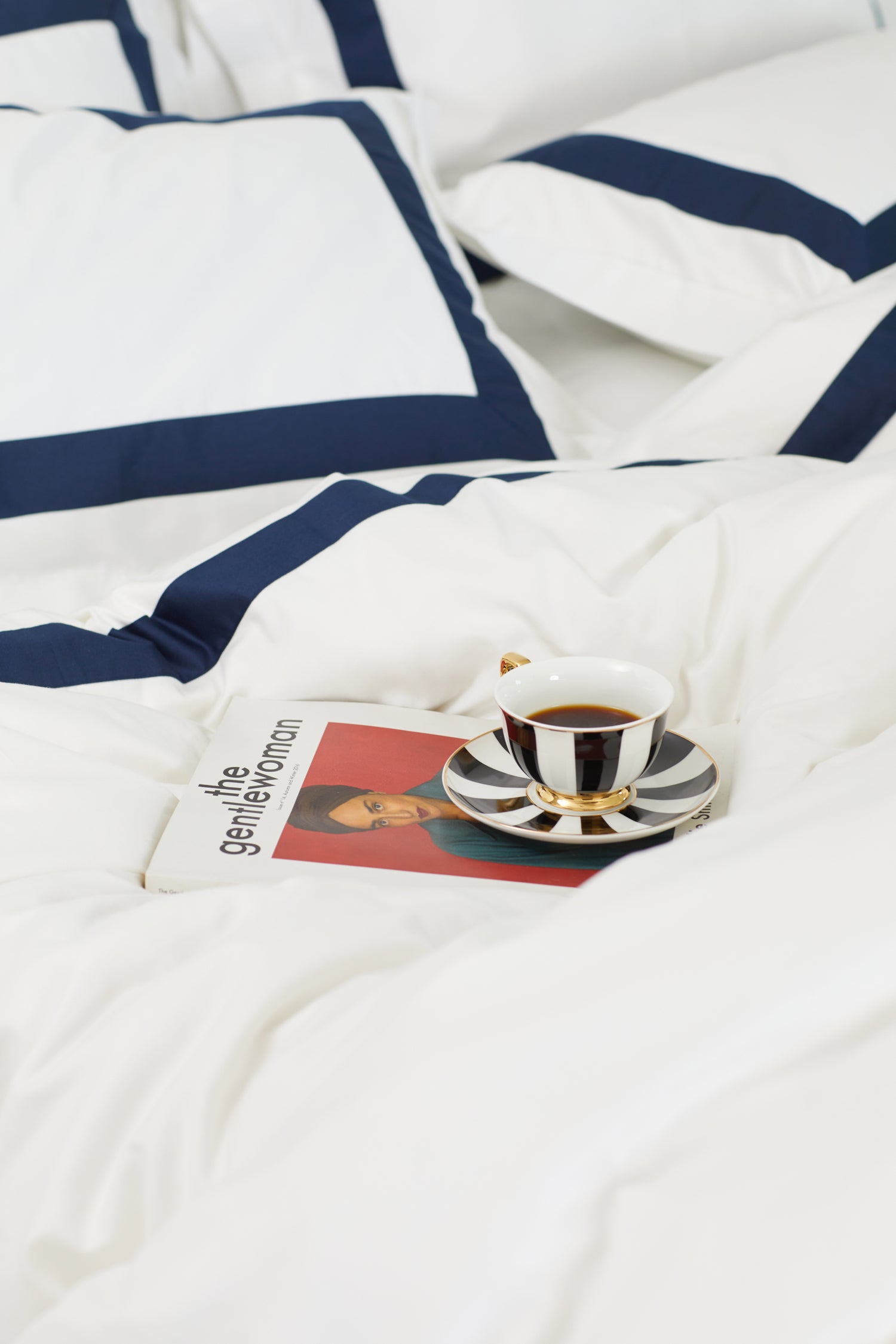 Banded Pillowcases Navy with cup